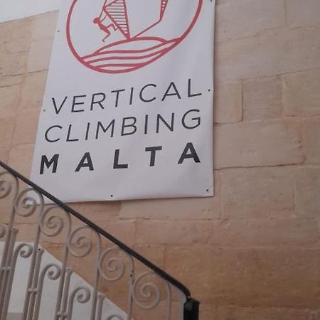 Vertical Climbing Malta Qrendi Exterior photo
